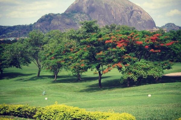 Hills and Valleys Park Tour